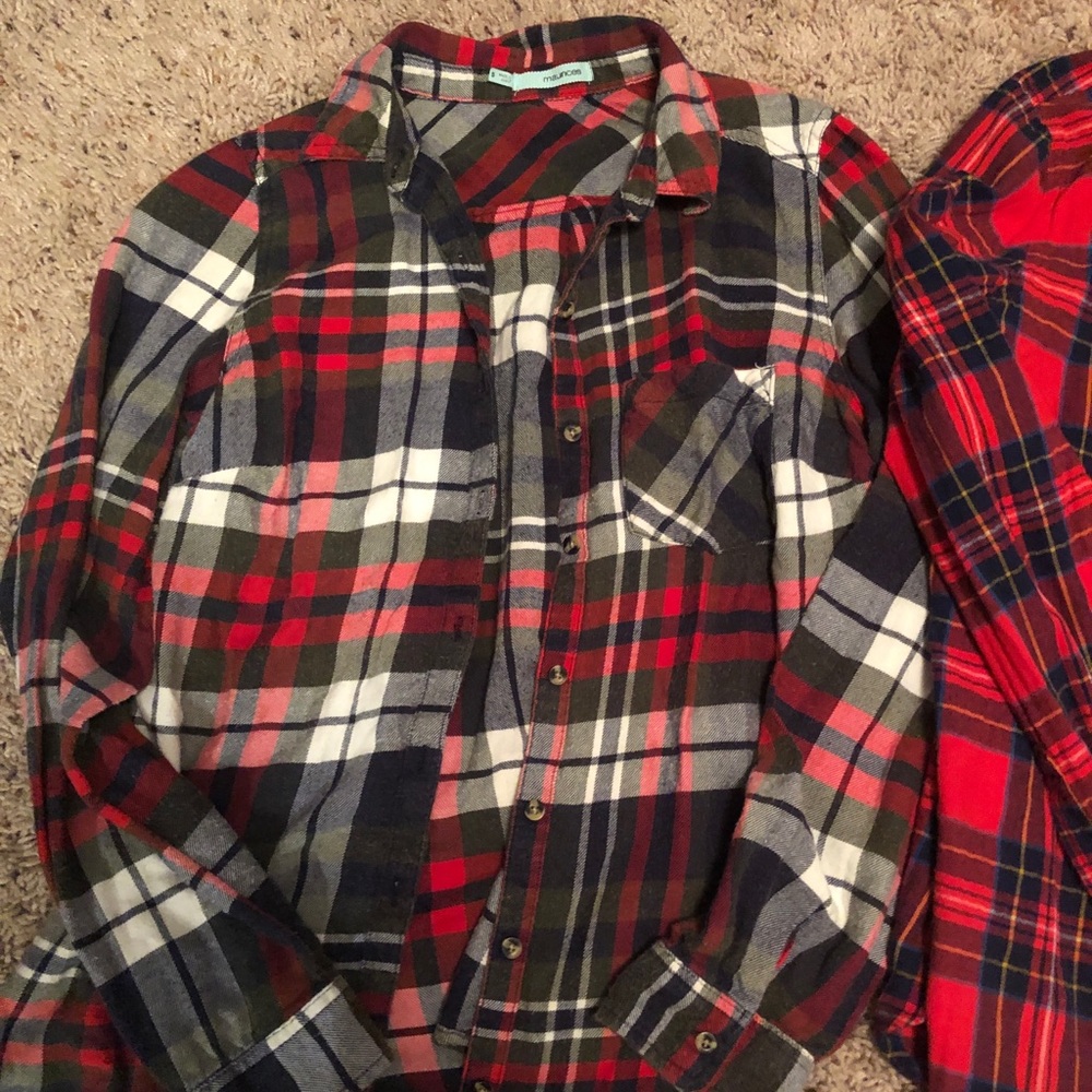 Lot of 2 flannel shirts Maurice’s and old navy